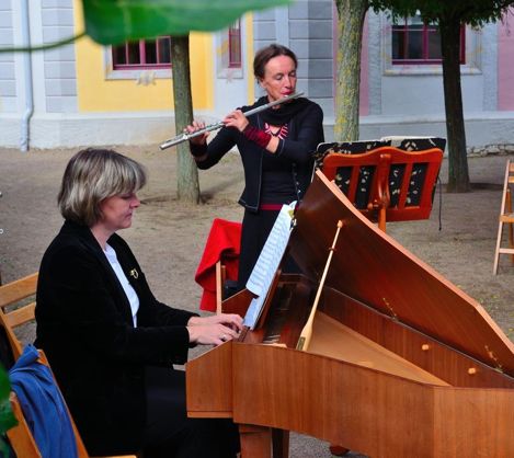 Ilga Herzog (Flöte), Susan Breitung (Spinett)